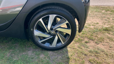 Toyota Aygo X 1.0 VVT-i Edge 5dr Auto Petrol Hatchback
